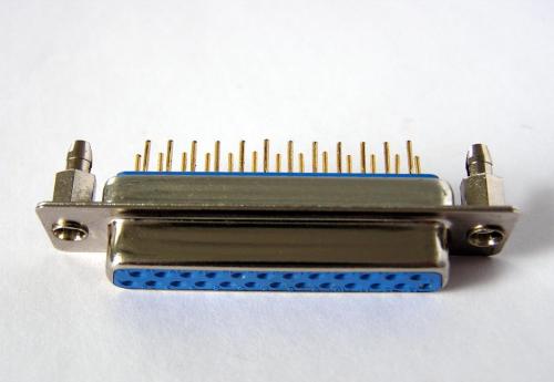 D-SUB混合連接器可以給我們帶來哪些好處？